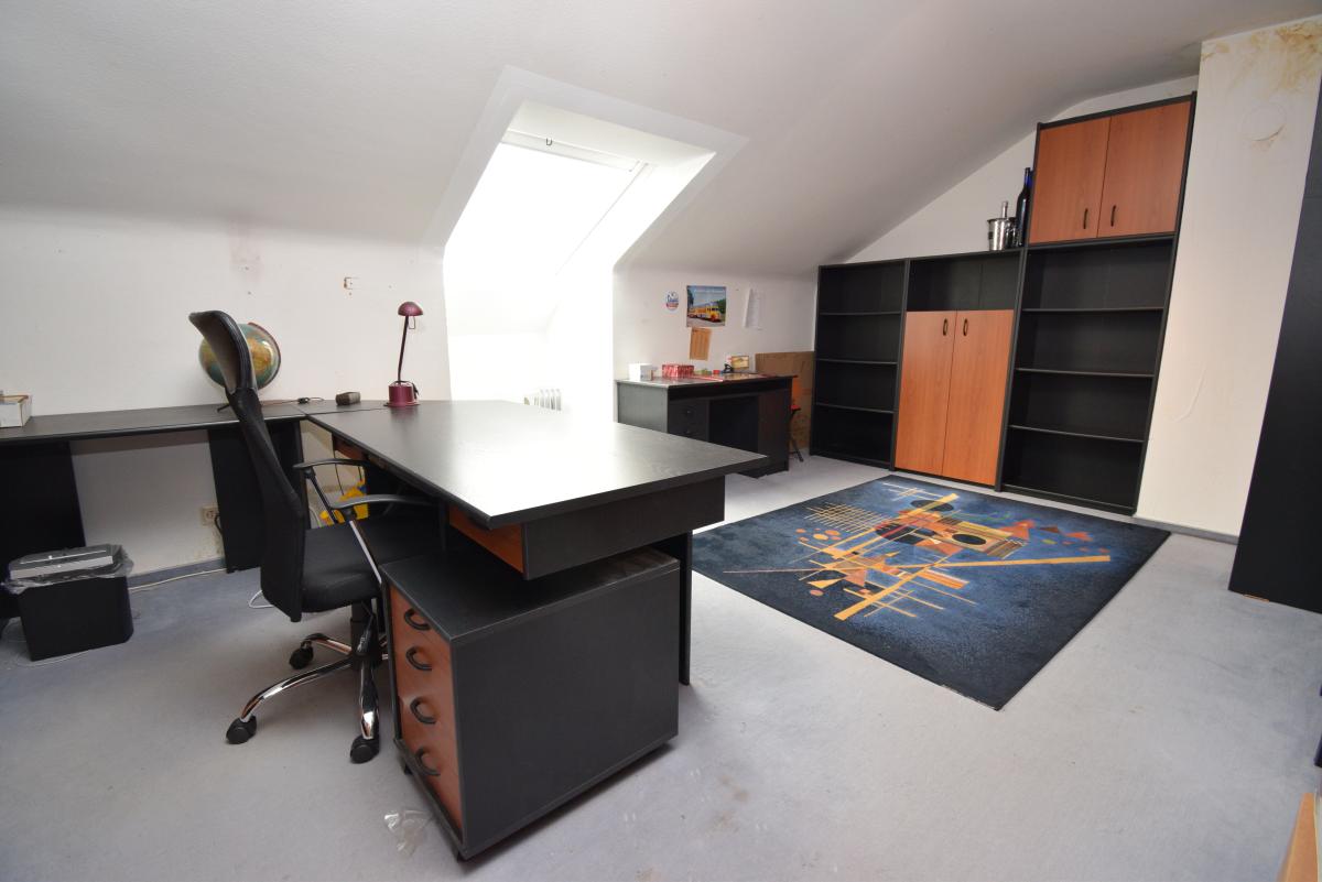 4 Zimmer im DG